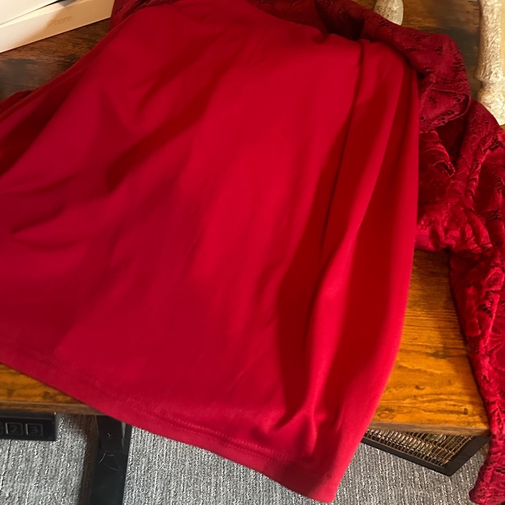 Cranberry Red Stretchy Lace Midi Dress - Picture 9 of 10